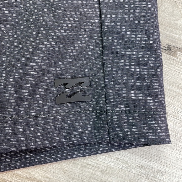 BILLABONG- CROSSFIRE X MICRO SHORTS - Picture 4 of 10